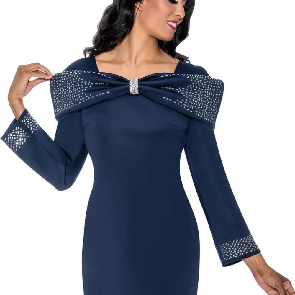 Nubiano Navy Blue Midi Dress with Rhinestone Bow Detail – Sizes 16W–24W - Picture 3 of 7